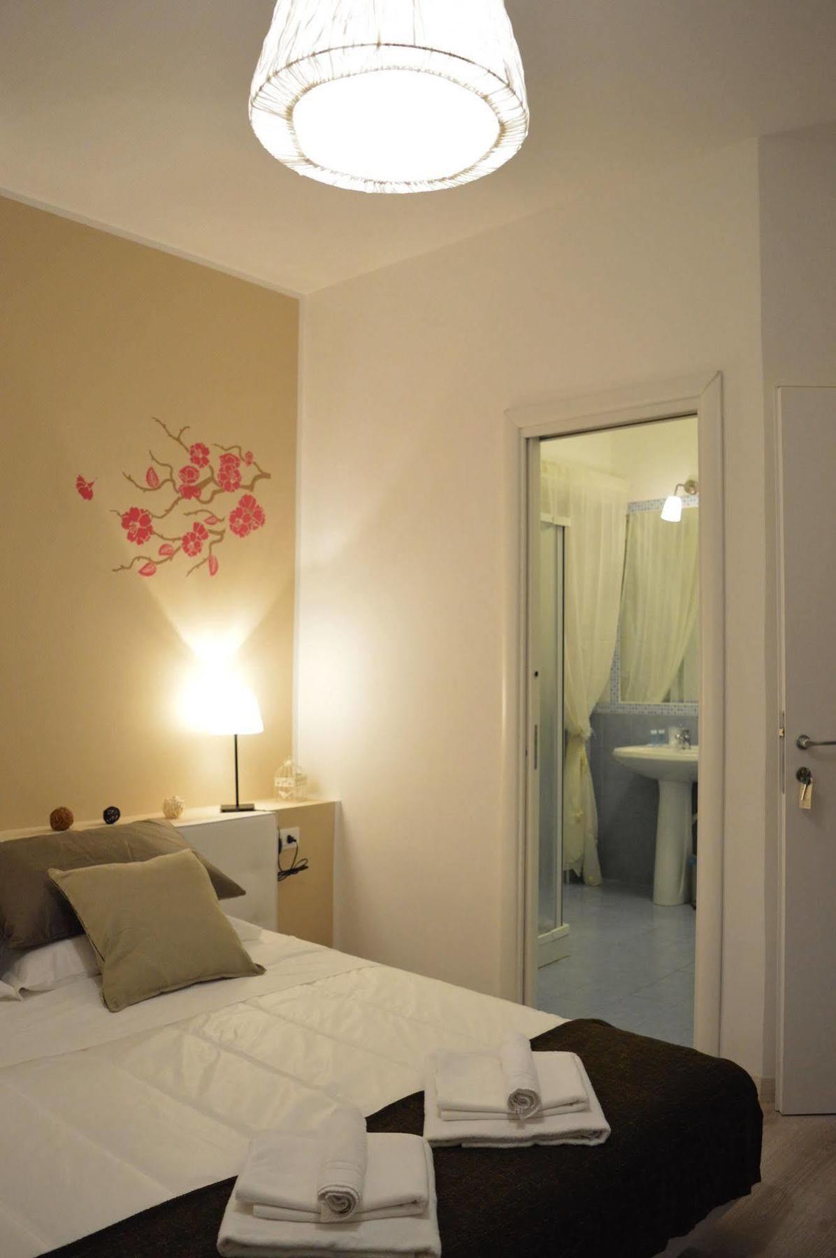 Domus Italiana Hotel Rome Exterior photo