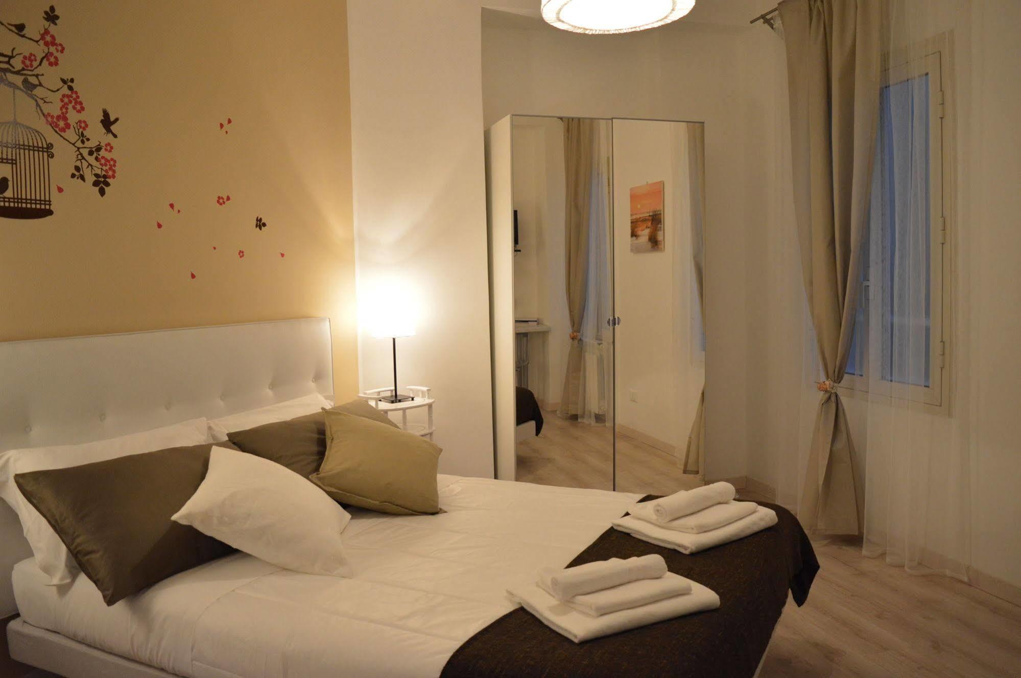 Domus Italiana Hotel Rome Exterior photo