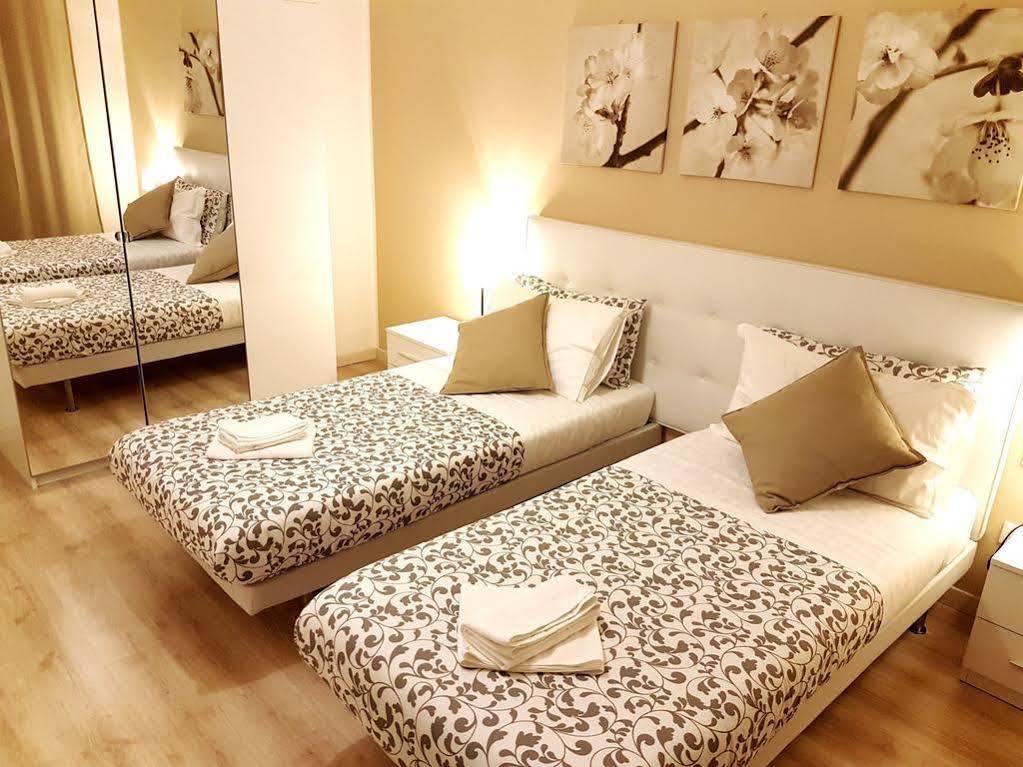 Domus Italiana Hotel Rome Exterior photo